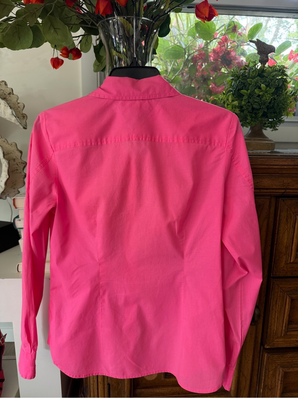 Tommy Hilfiger Bright Pink Button-Front Collared Shirt - Picture 5 of 6